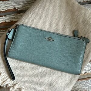 Coach sage green pebble leather double wallet with snap and hand strap